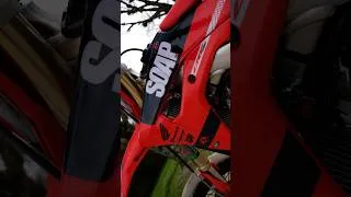 Miniature : 😈 Cette 450 CRF Supermot’ 🥵