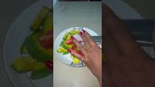 Miniature : Salade d’avocat 😍 #dailyvlog #food #vlog #avocat #salad #shorts