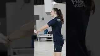 Miniature : L'équipe de France féminine de Volley-Ball en stage à #SportBretagne