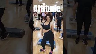 Miniature : Elle a l'attitude & l'energie 🔥 #afrodance #afrofitness #stepafrofitness #cardiofitness