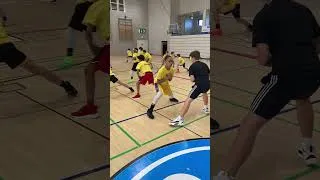 Miniature : This is the warmup at Worzy Basketball Camp Walferdange