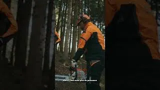 Miniature : Le quotidien de Daniel entre service d’incendie et travail forestier