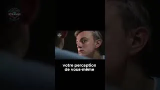 Miniature : Pourquoi votre miroir vous trompe chaque matin ?