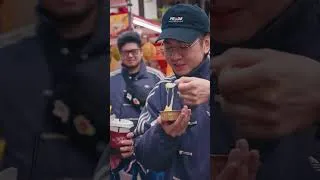 Miniature : Ils veulent me faire tester du durian...