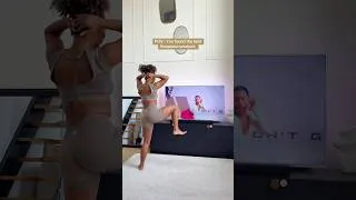 Miniature : POV : You found the best Amapiano workout 🇿🇦 - outfit @Womensbest #amapianodance #dance
