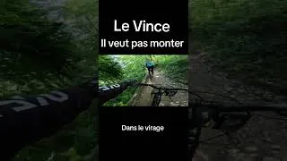 Miniature : Le Vince il veut pas monter dans le virage le coquin
