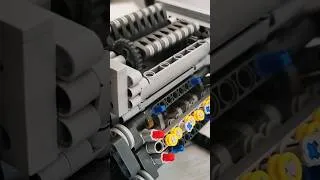Miniature : Ça marche!  V8 MOC Bricks Moteur