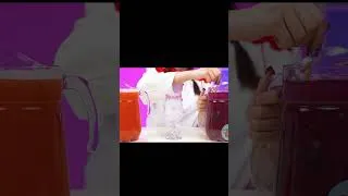 Miniature : Le chef a préparé un cocktail aux baies.