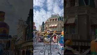 Miniature : A Million Splash of Colour à Disneyland Paris ! #disneylandparis #disneylandpark #disney
