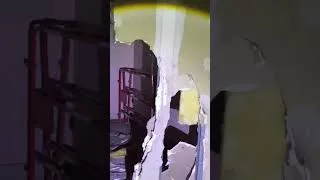 Miniature : suivi d'enquête paranormal visite d'un ancien hôpital abandonné