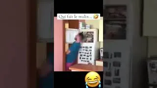 Miniature : Qui sème le vent.... récolte la porte du congélateur 😂