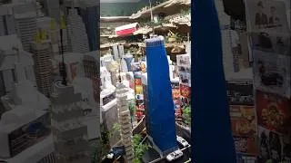 Miniature : A new tower in the city?? #diecastdiorama #nyc #matchboxworld #diorama164