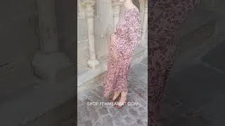 Miniature : Un magnifique drapé pour une superbe robe fleurie, shop.femmeapart.com