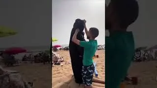 Miniature : Ce cancer islamique nous explique comment bien couvrir sa femme à la plage