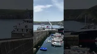 Miniature : Ouessant snowrunner on débarque d une nacelle 7.5T