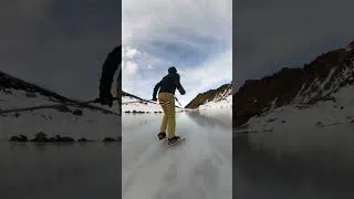 Miniature : Ice checking 🥶 Patiner sur un lac gelé implique des précautions… en voilà les grandes lignes.