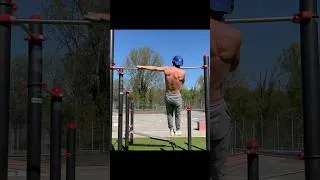 Miniature : 46 ans tractions archers slow Motion #calisthenics #tontonbarz #motivation