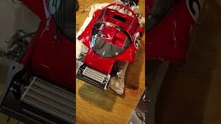 Miniature : Montage de la Ferrari 330 P4 1/8 par Altaya N°91 à 93