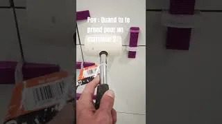 Miniature : Pov : Quand tu te prends pour un carreleur 2