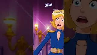 Miniature : Sam se transforme en chien! 🐕 #Shorts #totallyspies