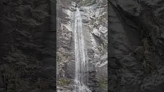 Miniature : Amazing waterfall in Switzerland