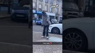 Miniature : quand Naza rencontre un de ses vieux Congolais sur paris ça donne cette ambiance 🤣🤣🤣  suivez