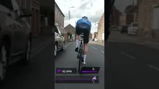 Miniature : JE LAISSE LE TROU ! 😈 #bike #bikelife #peloton #pelotonbike #course #cycling #shorts #cycliste