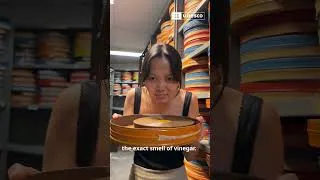 Miniature : 🎞️ Did you know old films can smell like vinegar?