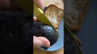 Miniature : Toast oeuf avocat! #sogood #recettefacile #recetterapide