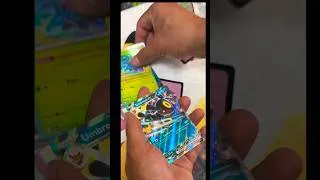 Miniature : Ouverture officielle d'un booster #pokemon des 30 ans ! #pokemon30th #exclusive #pokemoncards