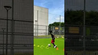 Miniature : Je m’entraîne au football #foot #football