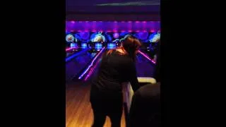 Miniature : Bowling avec Mélanie (Fail) HD