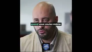 Miniature : 🚨 Ce fonctionnaire est prêt à tout pour garder son poste 😂🔥 #Shorts