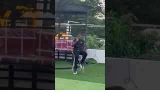 Miniature : Bientôt je vous balance un nouveau clip la Famille, Restez concentré ça peut tomber a tout moment 💡