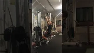 Miniature : Comment améliorer sa condition physique - Tirage vertical