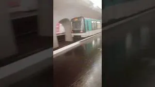 Miniature : Ligne 7bis Buttes Chaumont mf88