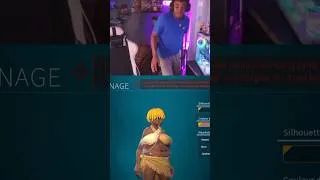 Miniature : Mon imitation du titan sur 10 ? 🗿 #twitch #shorts #gaming #anime