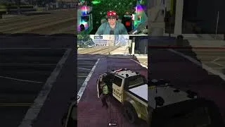 Miniature : Il est con le dyno aussi ! https://www.twitch.tv/xillow__  #humor  #drole #gta #funny #mdr