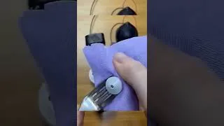 Miniature : Pourquoi les Étiquettes Antivol des Vêtements sont Presque Impossible à Retirer ? Le Secret Révélé !