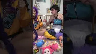 Miniature : BÉBÉ ZOEY A PRIS LE JOUET DE BÉBÉ RUMI !!