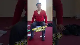 Miniature : Comment bien s'asseoir sur chaise (enfin expliqué) #yoga #tutorial